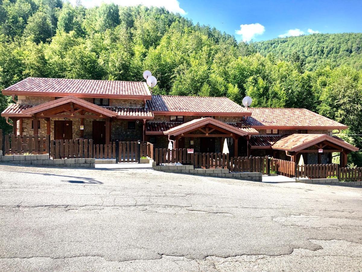 Hotel Palaghiaccio Cotronei Dış mekan fotoğraf